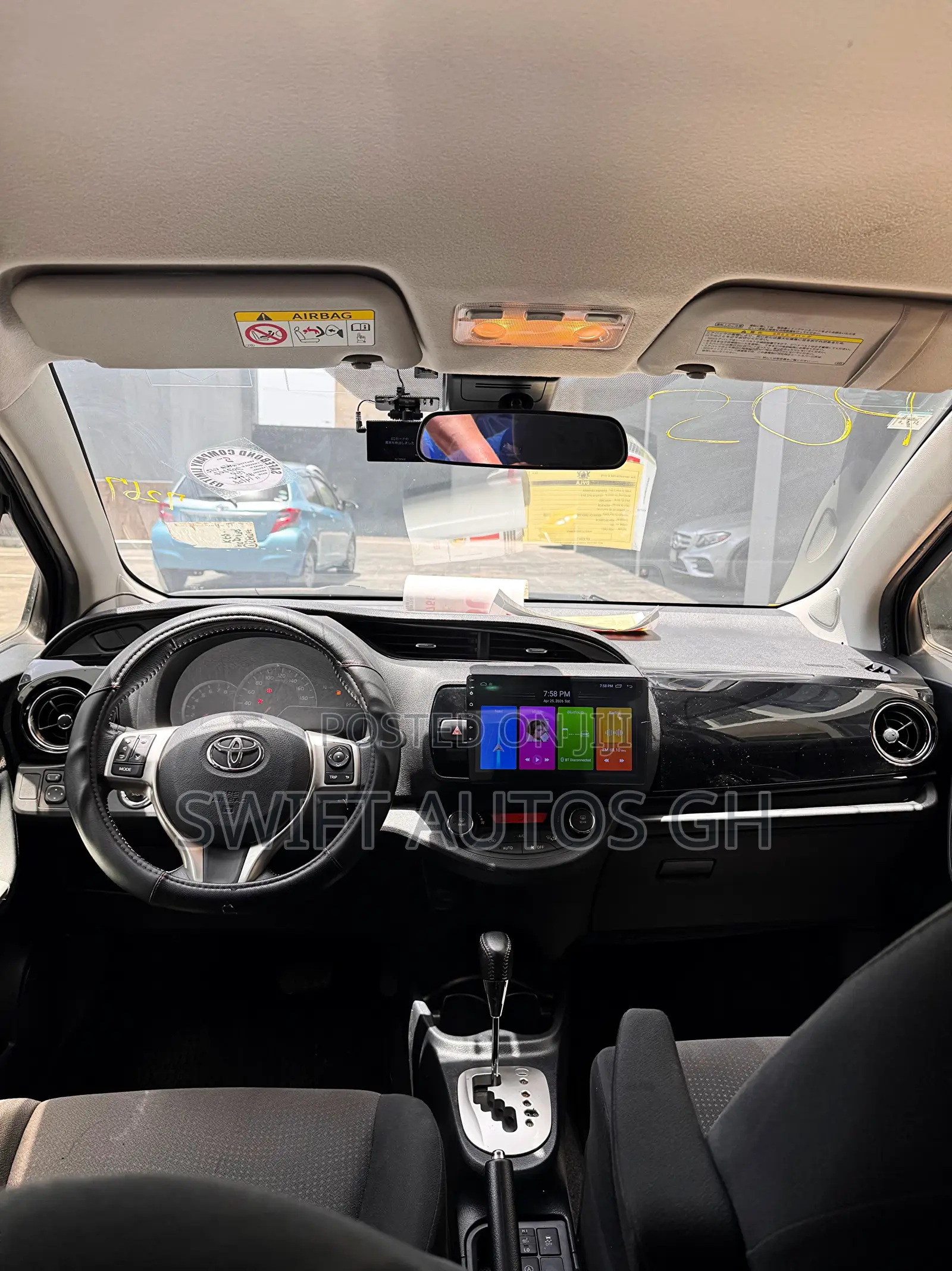 Toyota Vitz 1.3 FWD 5dr 2016 Gray