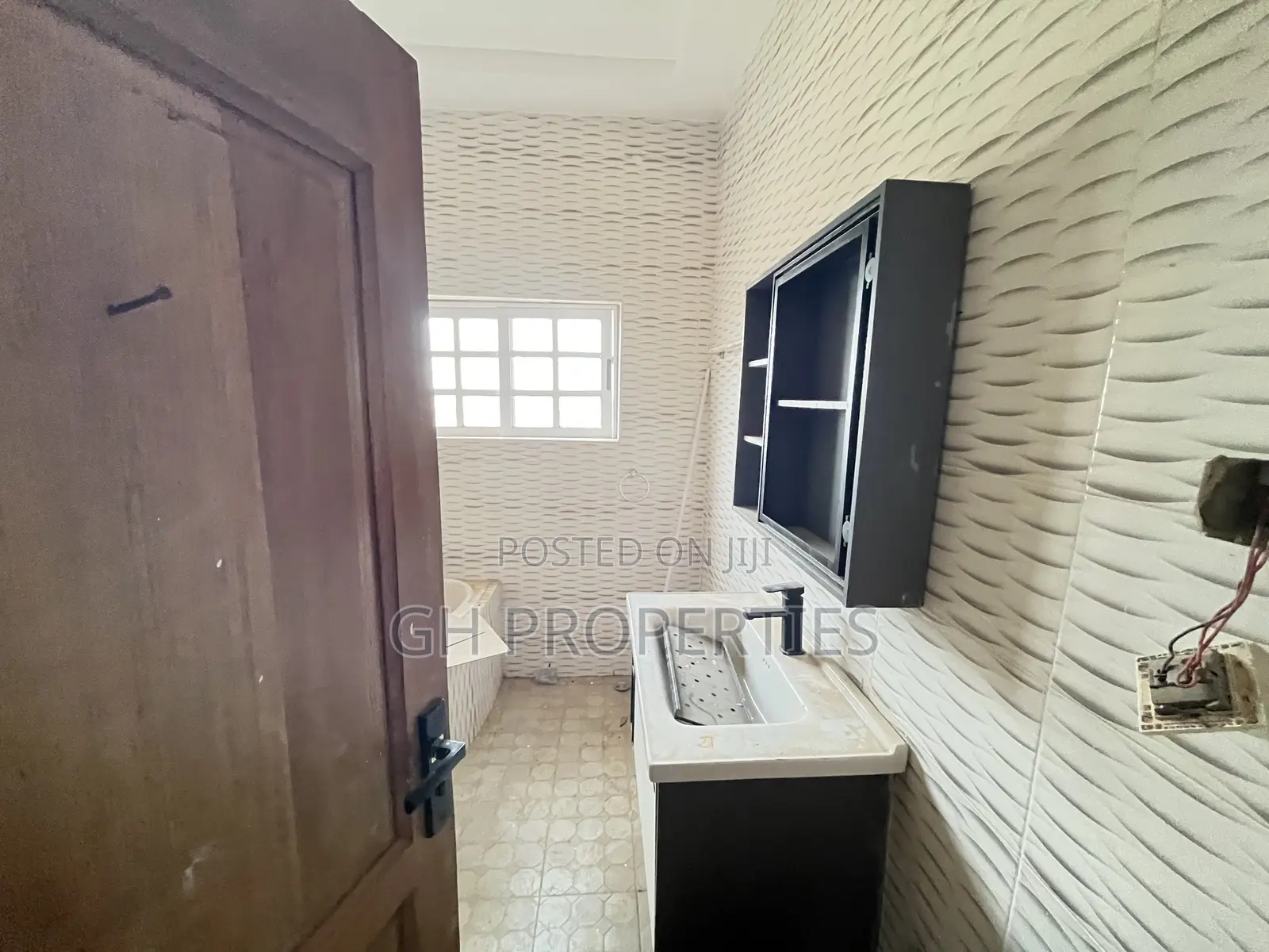 1bdrm Apartment in A1 Hospital., Kumasi Metropolitan for rent