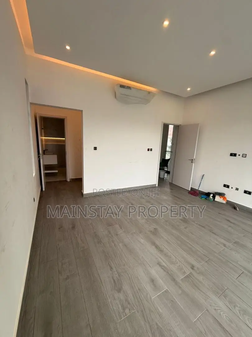 4bdrm House in Mainstay Estates, Dzorwulu for sale