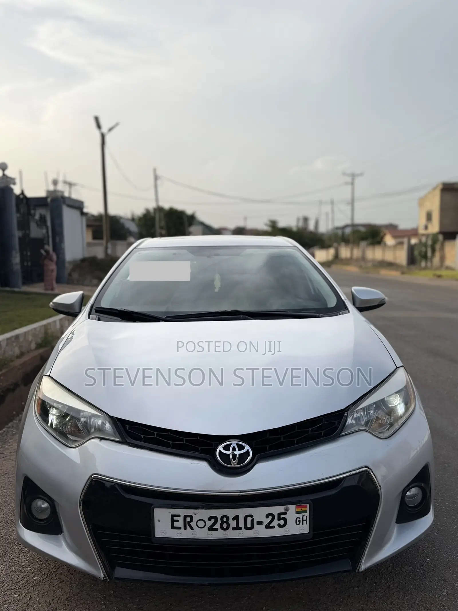 Toyota Corolla LE ECO Premium (1.8L 4cyl CVT) 2016 Silver