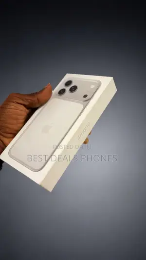 New Apple iPhone 17 Pro Max 256 GB White