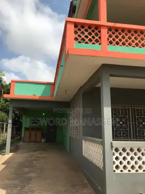 Furnished 9bdrm Room & Parlour in Nyanmekye for sale