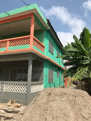 Furnished 9bdrm Room & Parlour in Nyanmekye for sale