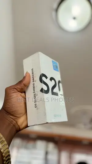 New Samsung Galaxy S20 FE 5G 128 GB Silver