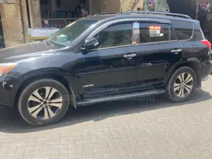 Toyota RAV4 Limited 2011 Black