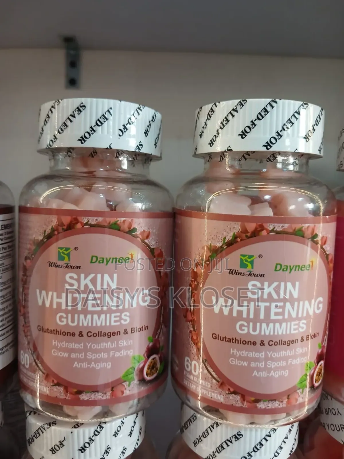 Anti Aging, Skin Whitening Gummies.