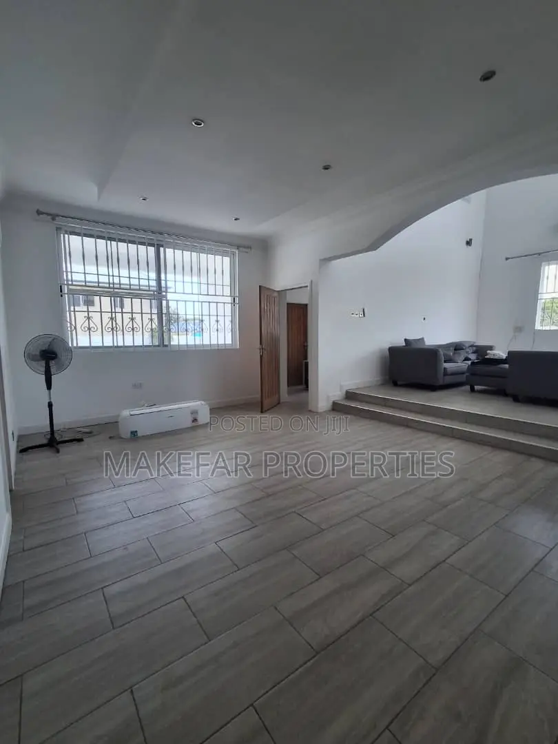 4bdrm House in East Legon for rent