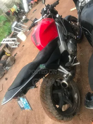 Honda VFR 700F 2021 Red