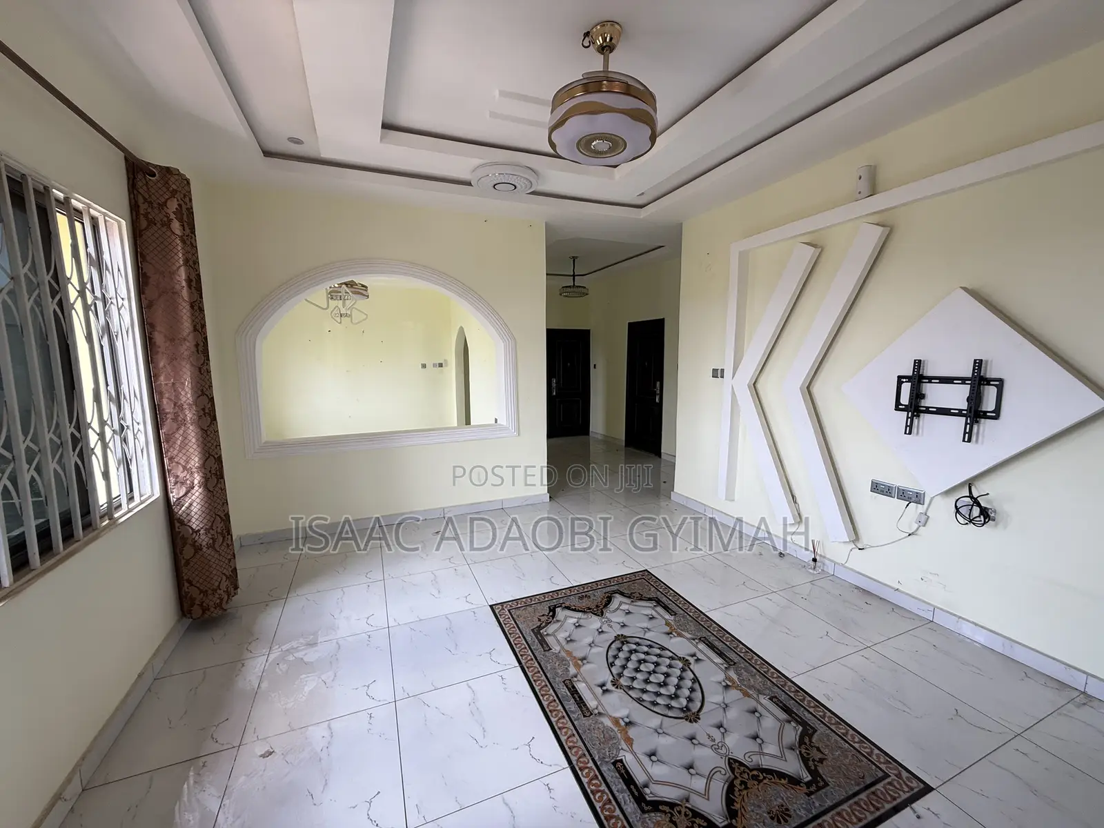 Furnished 2bdrm Apartment in Teachers Land, Lake Side Estate for rent