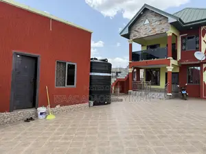 Furnished 2bdrm Apartment in Teachers Land, Lake Side Estate for rent