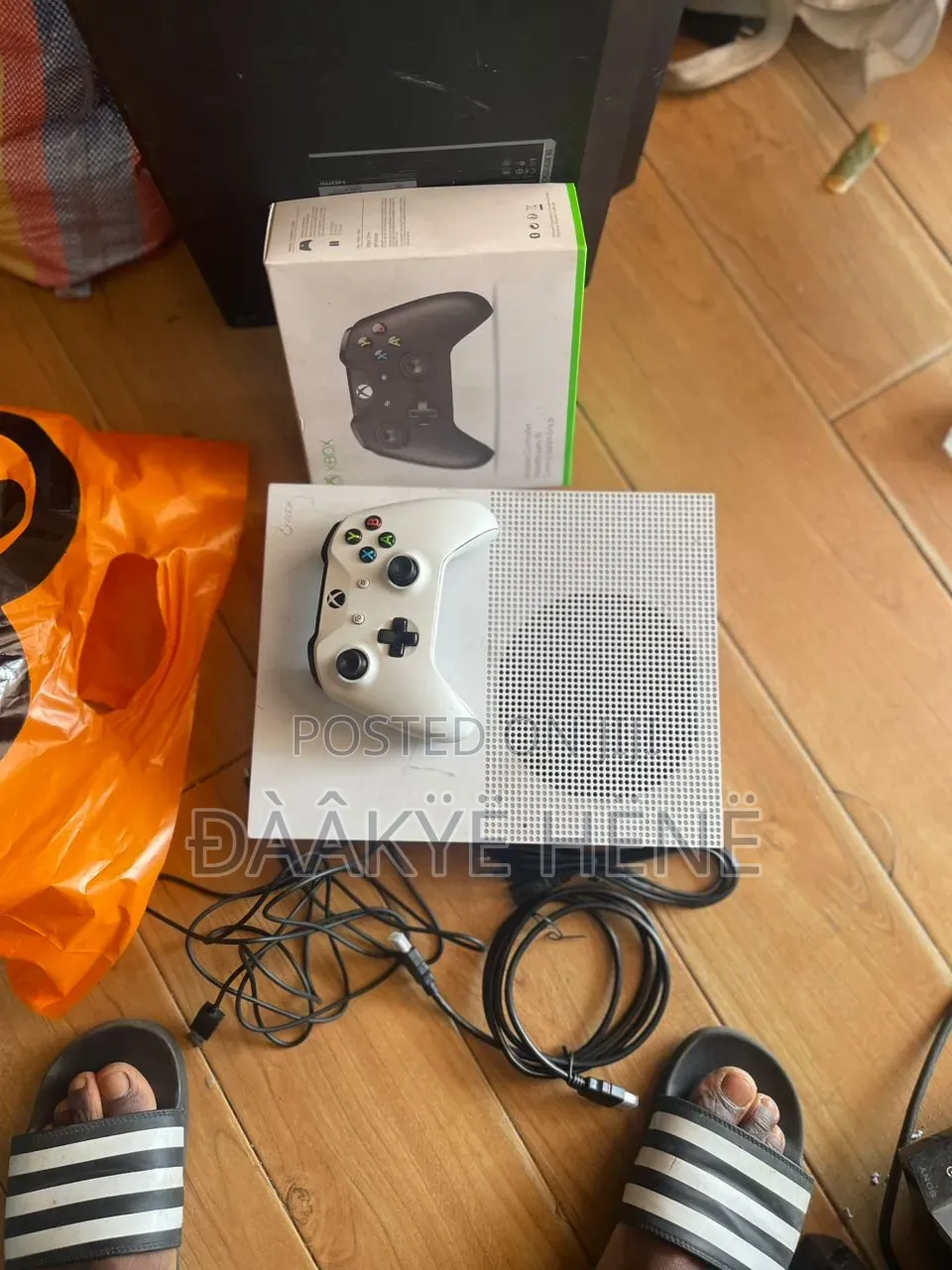 Microsoft Xbox One S 16games on Top Plus Two Controller