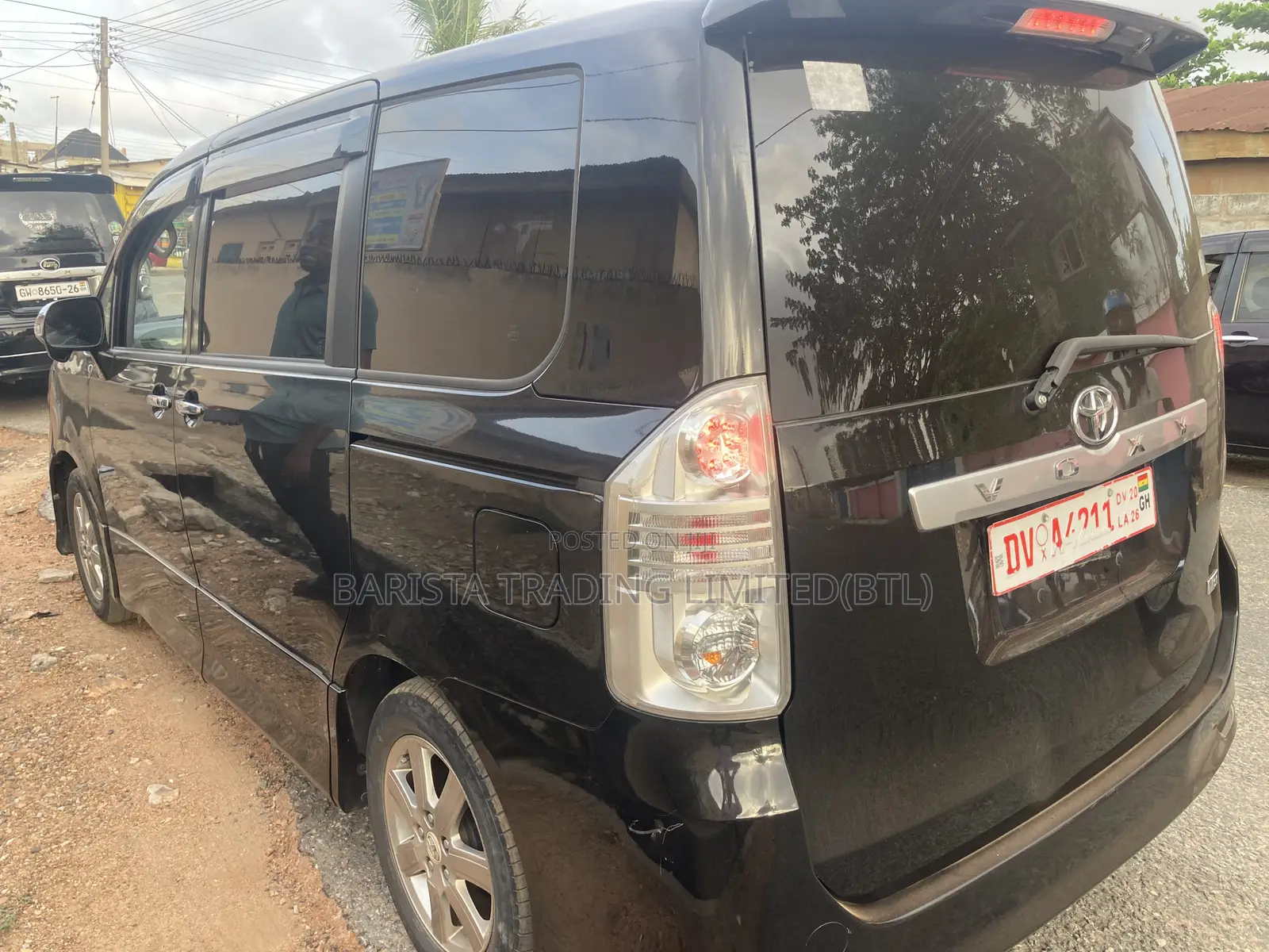 Toyota Voxy 2011 Black