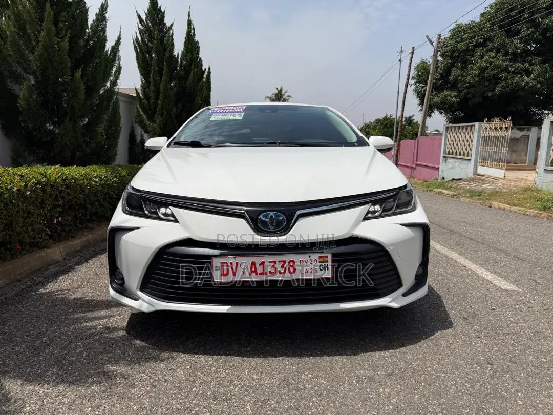 Toyota Corolla 2020 White
