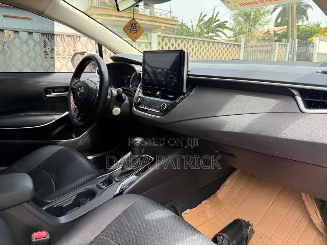 Toyota Corolla 2020 White