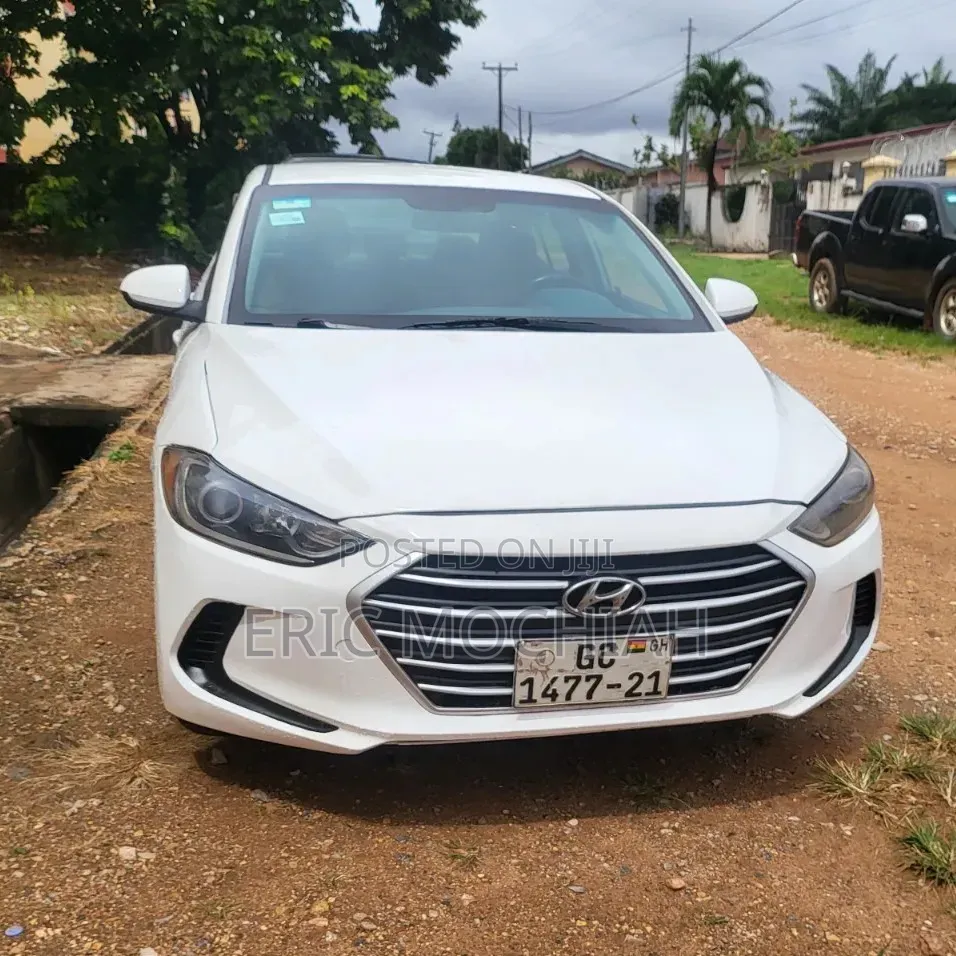 Hyundai Elantra For Rent
