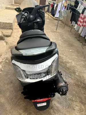 Yamaha Majesty 2019 Silver