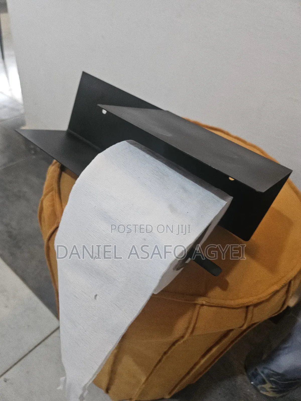 New Elegant T Roll Holder Wholesale and Retail