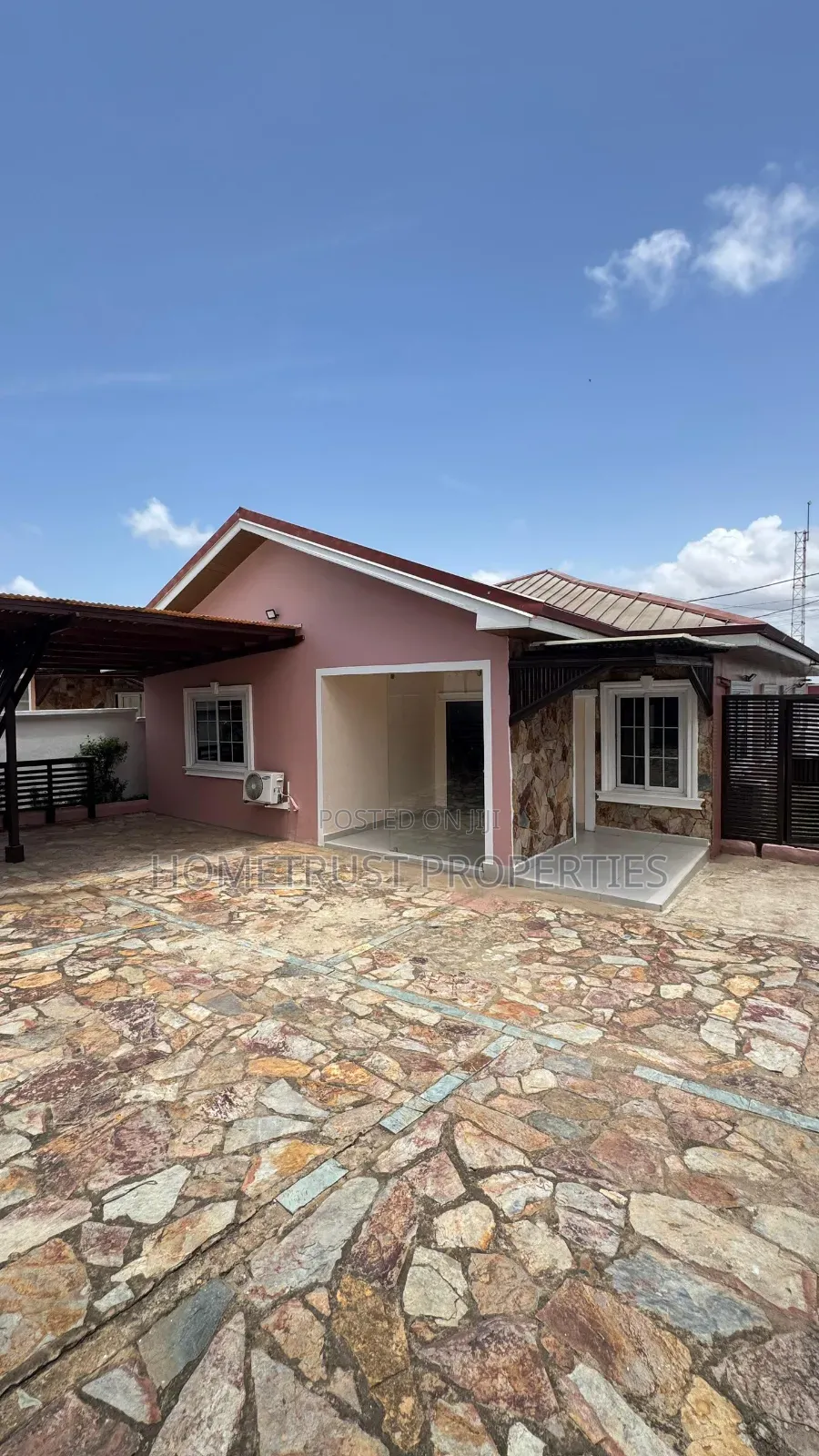 3bdrm House in Achimota Mall Area, Mile 7 for rent