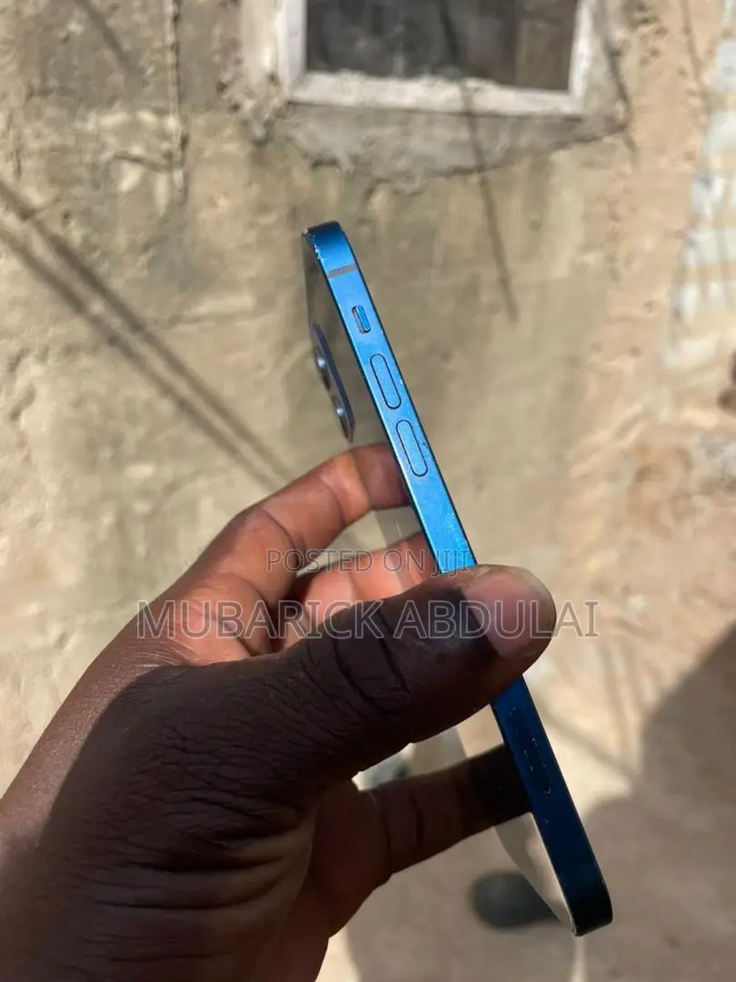 Apple iPhone 12 64 GB Blue