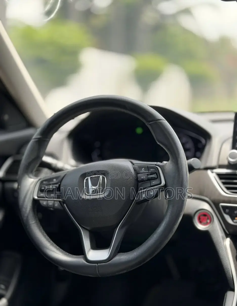 Honda Accord Sport (2.0L 4cyl Turbo 10A) 2019 Silver