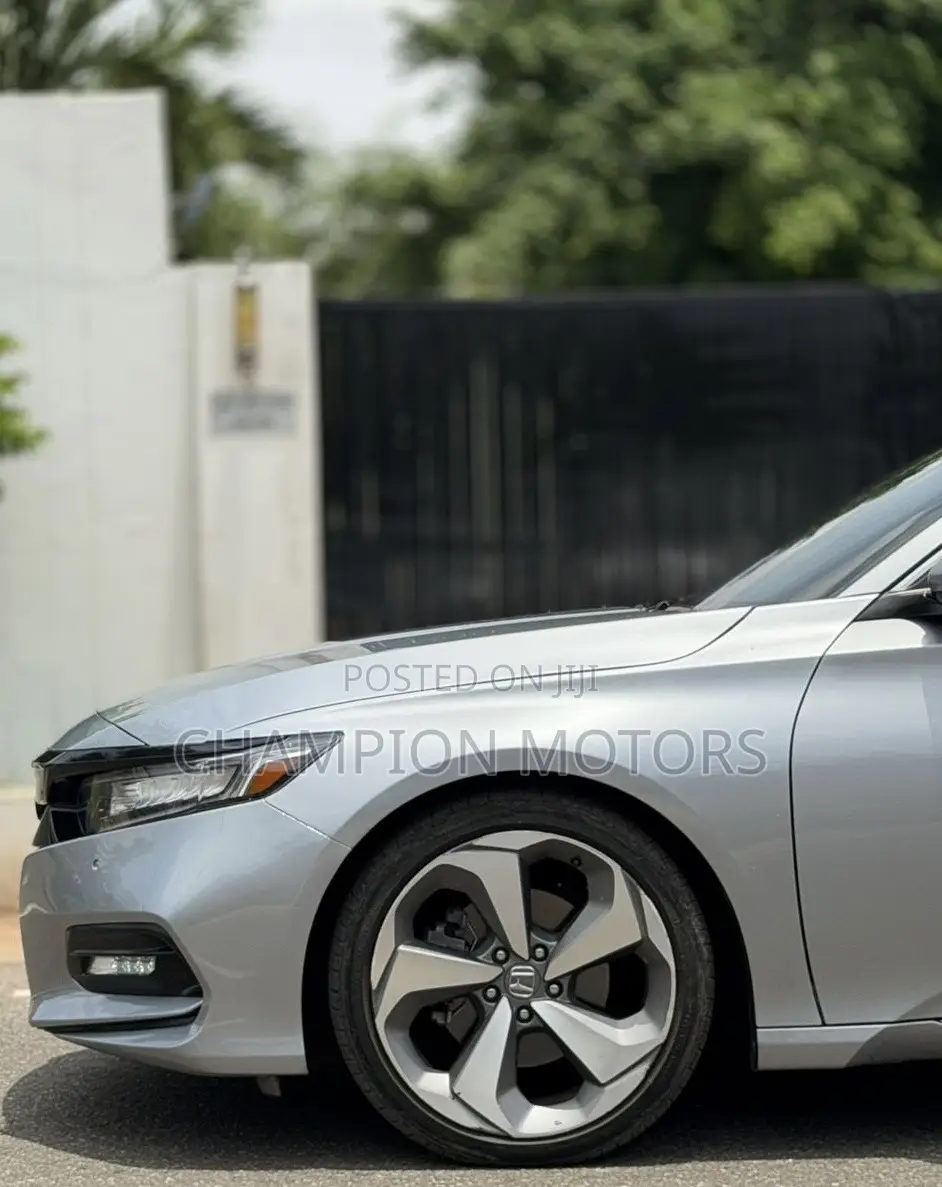 Honda Accord Sport (2.0L 4cyl Turbo 10A) 2019 Silver