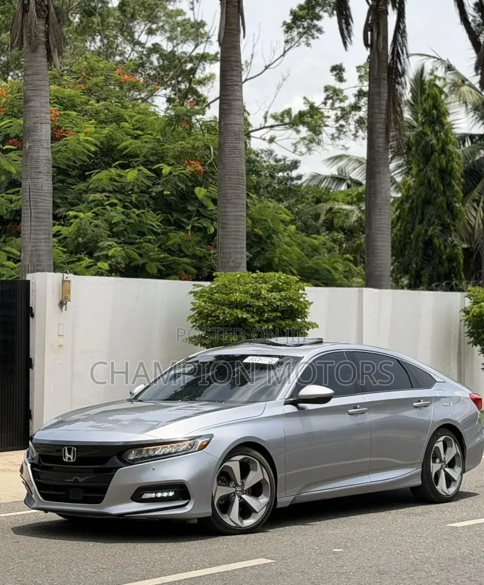 Honda Accord Sport (2.0L 4cyl Turbo 10A) 2019 Silver