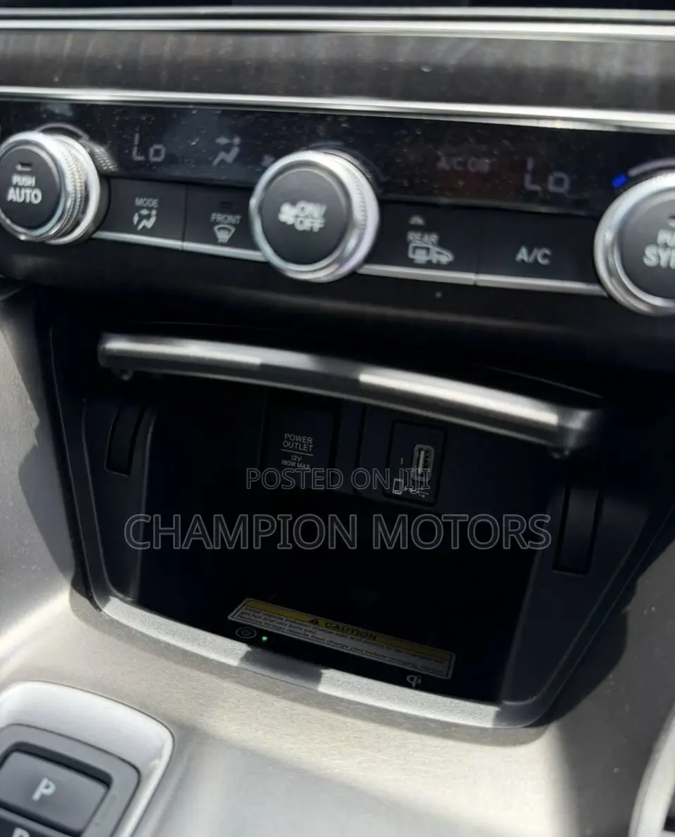 Honda Accord Sport (2.0L 4cyl Turbo 10A) 2019 Silver