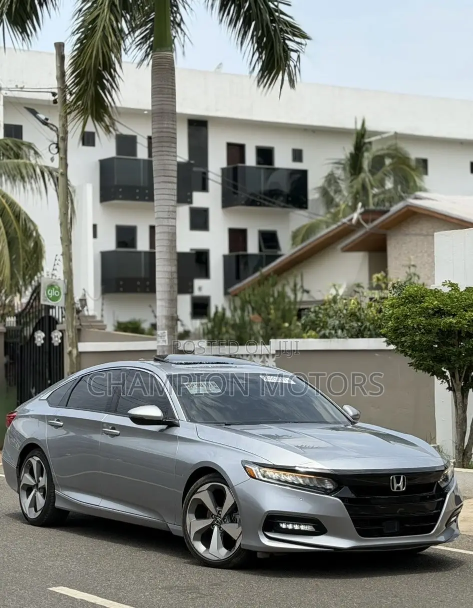 Honda Accord Sport (2.0L 4cyl Turbo 10A) 2019 Silver