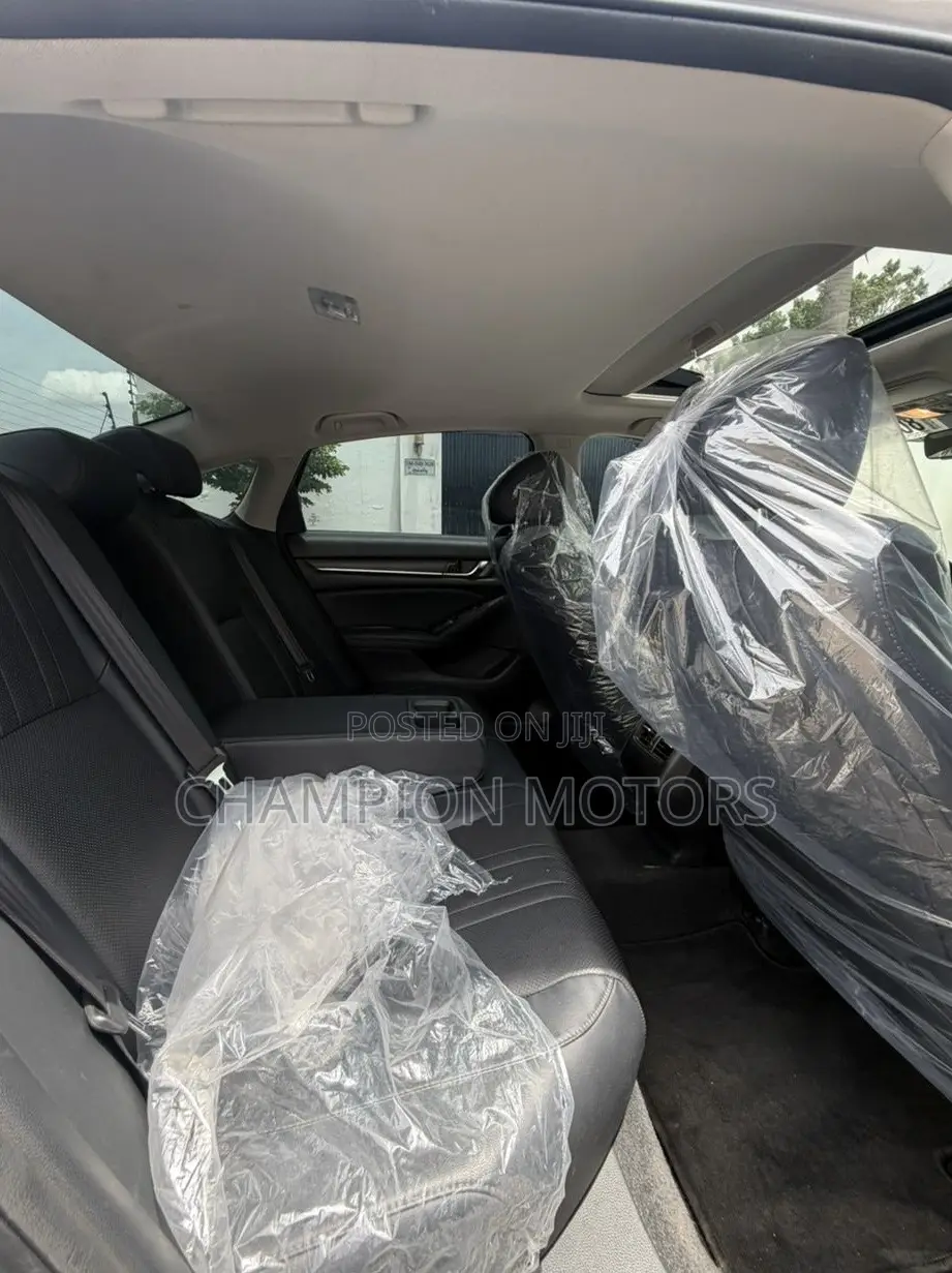 Honda Accord Sport (2.0L 4cyl Turbo 10A) 2019 Silver
