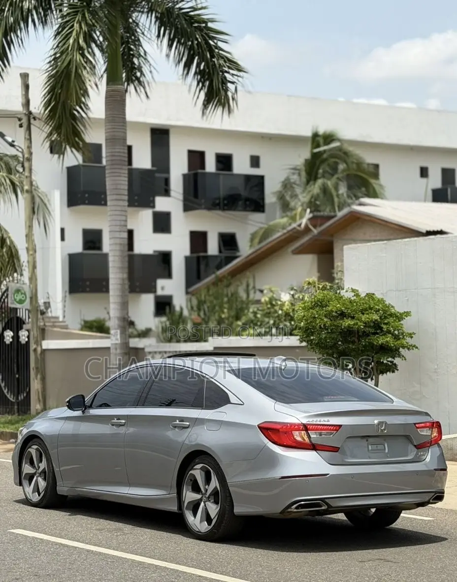 Honda Accord Sport (2.0L 4cyl Turbo 10A) 2019 Silver