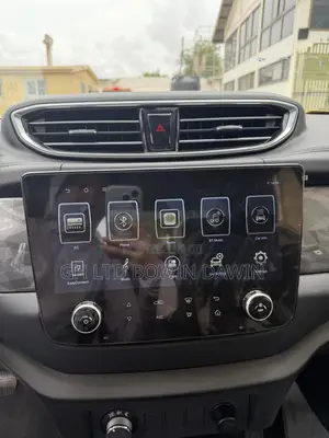 New Nissan Pick-Up 2025 Gray