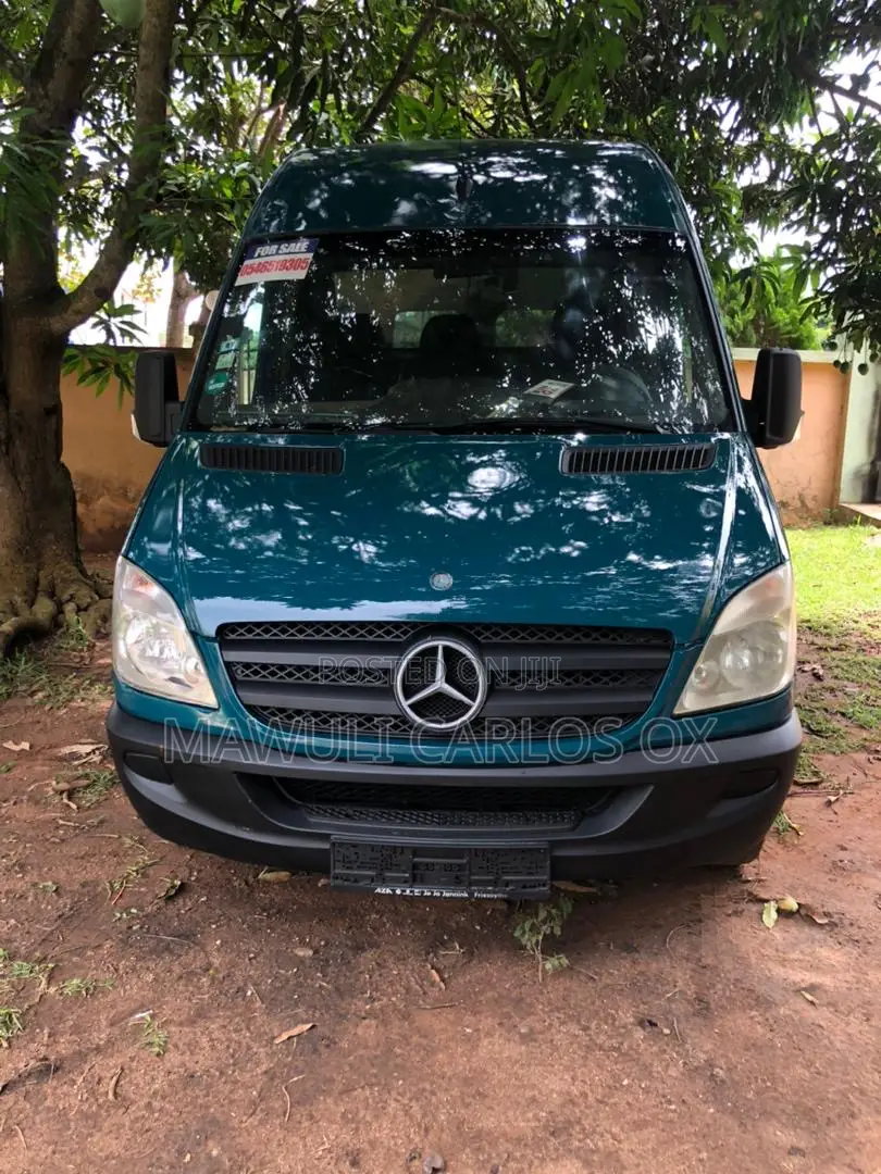 Mercedes-Benz Sprinter 2012 Green