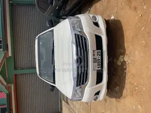 Toyota Hilux 2012 White