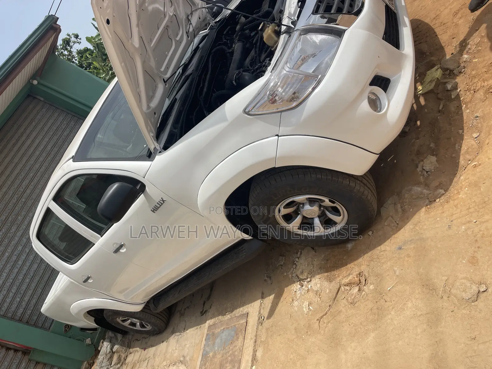 Toyota Hilux 2012 White
