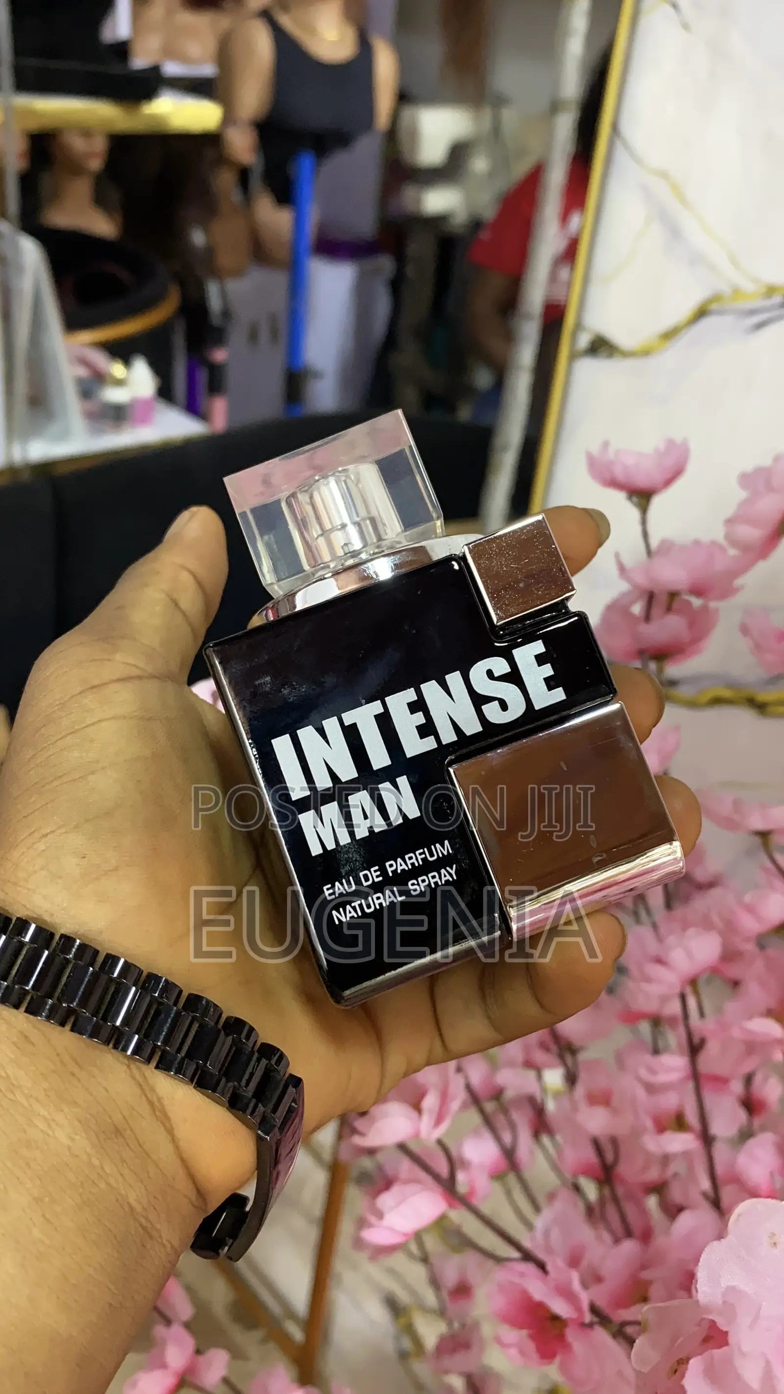 Perfumes for Both Men and Women Available in Mankessim
