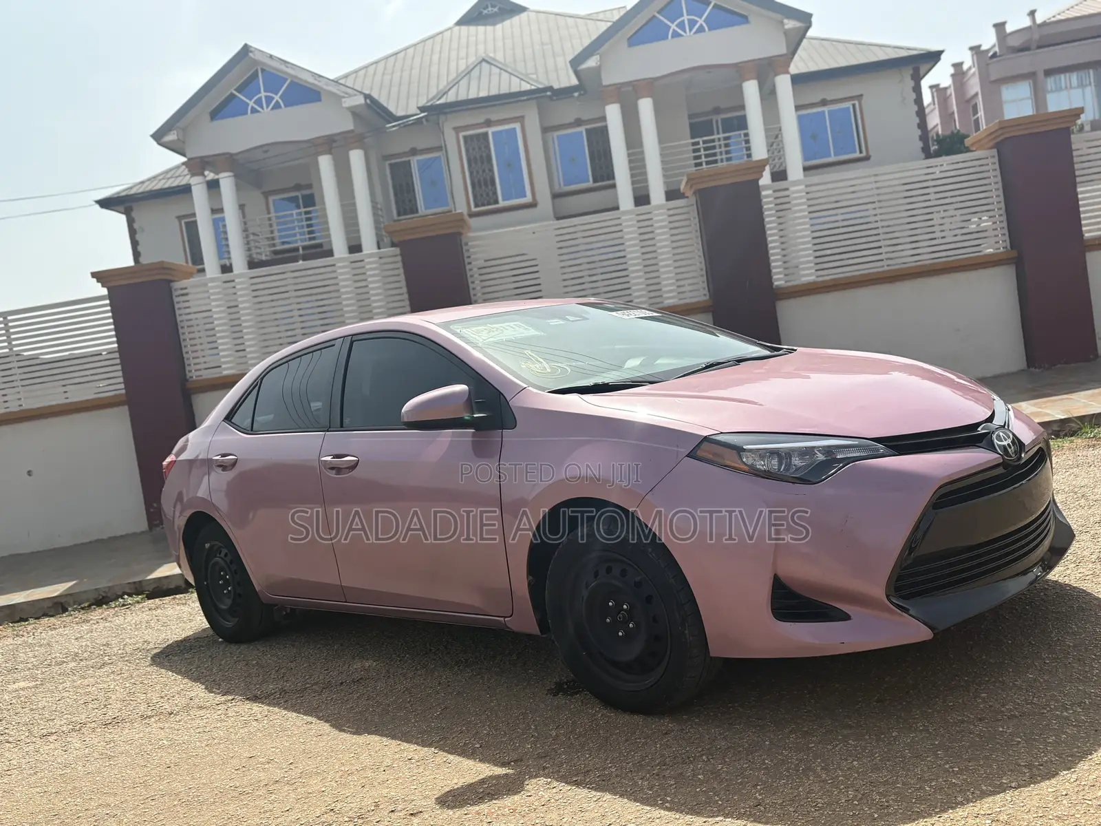 Toyota Corolla 2018 Pink