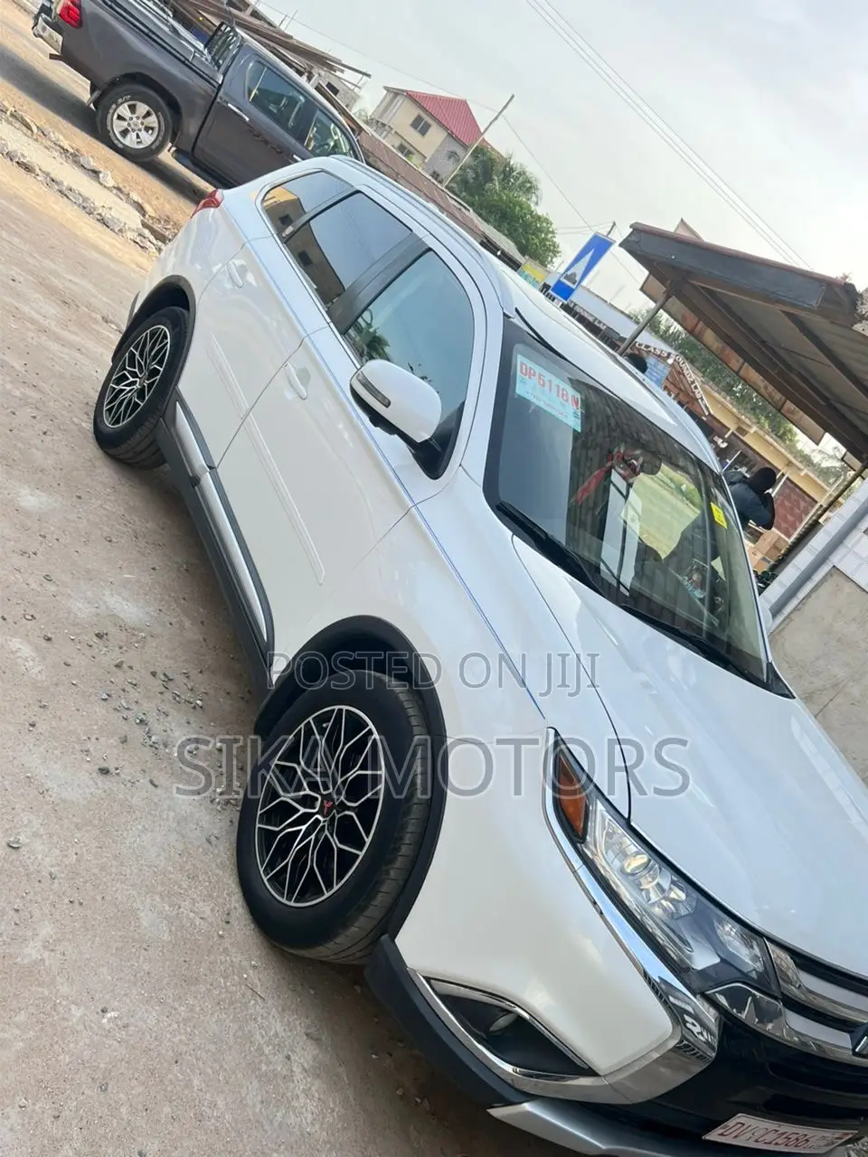Mitsubishi Outlander 2019 White