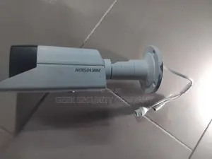 Hikvision 4mp Ip Acusense Network Camera Ds-2cd2t43g2-4l0 Used