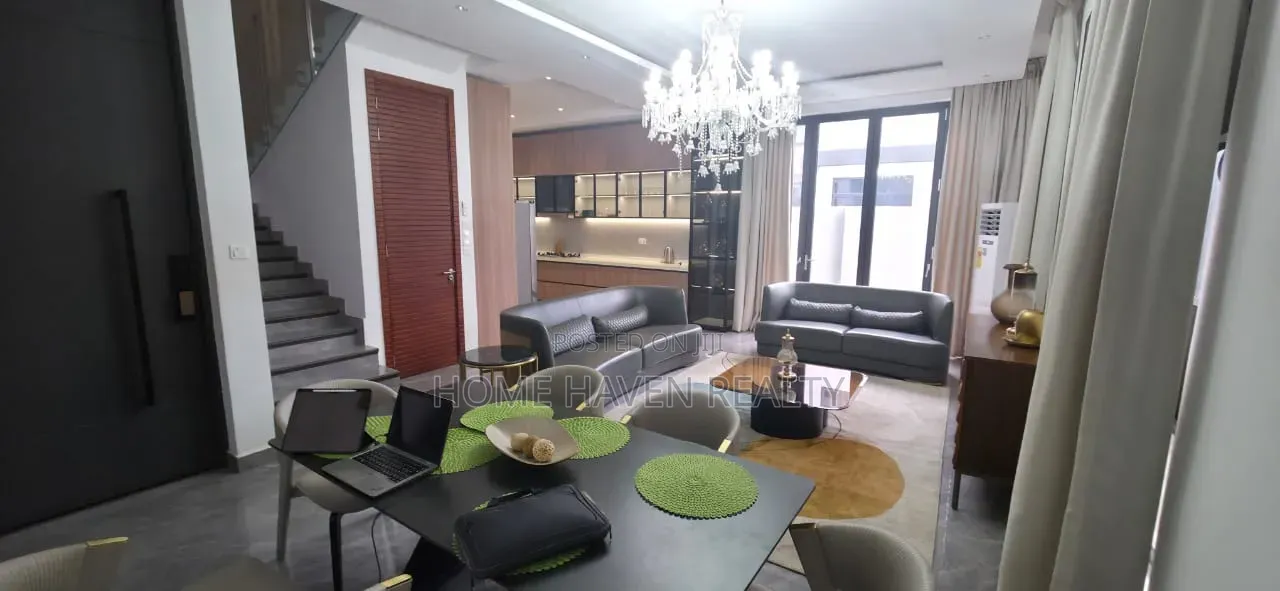 Furnished 4bdrm House in Cantonment, DVLA Area for rent