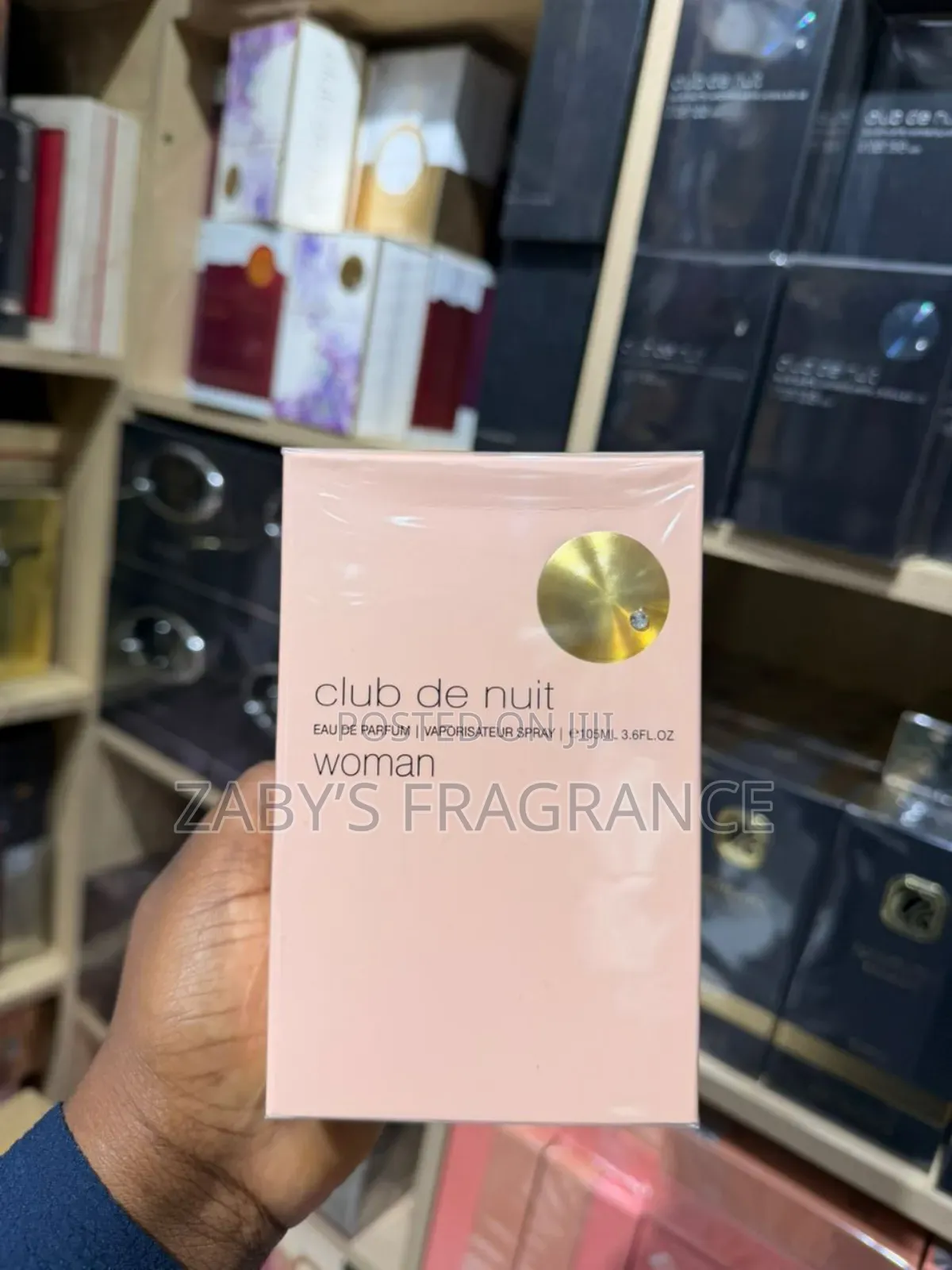 Club De Nuit Woman