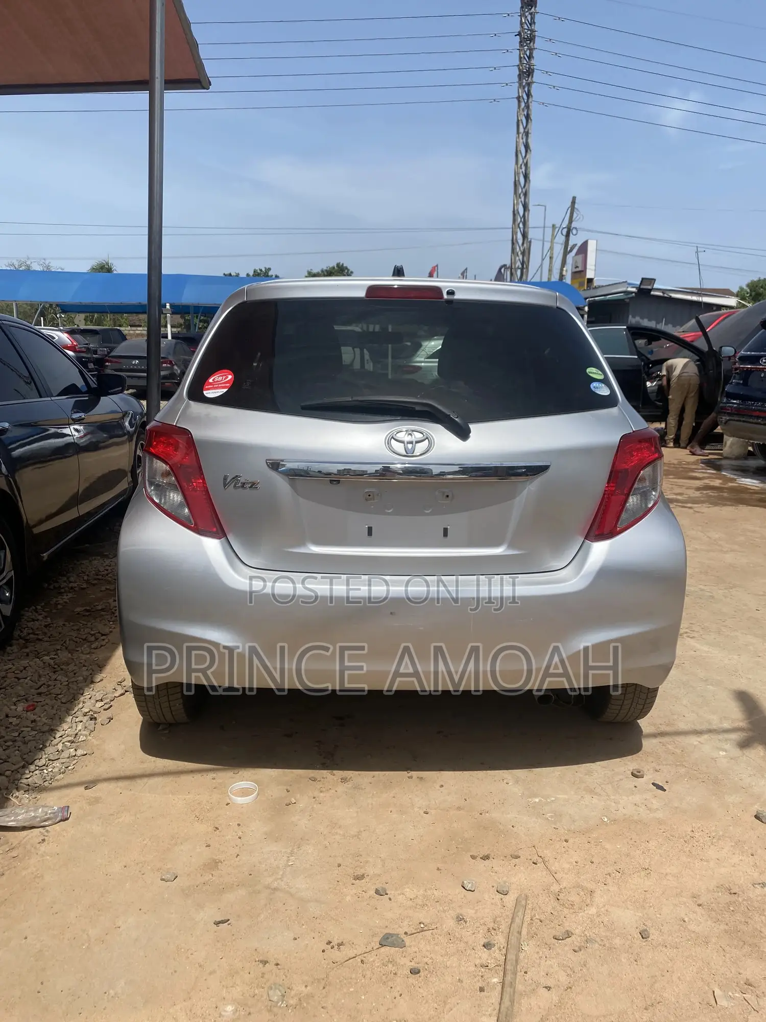 Toyota Vitz 1.3 FWD 5dr 2013 Silver