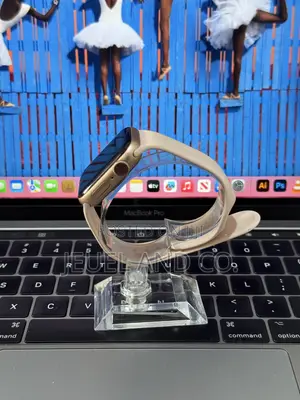 Apple Watch Series 4 40mm GPS + Cellular