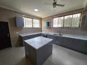 8bdrm House in House, A&C Mall Area for rent
