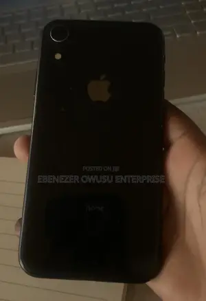 Apple XR 64 GB Black
