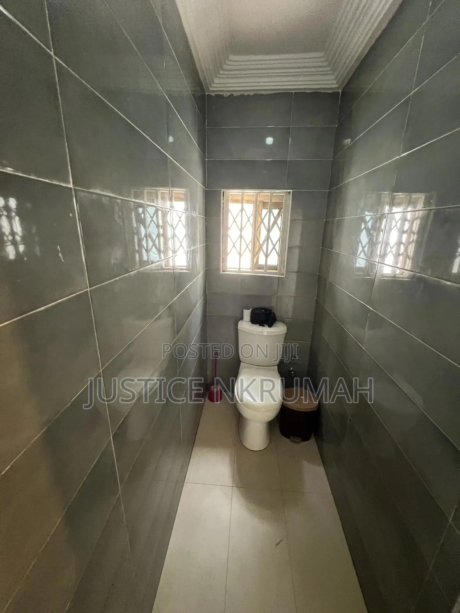 3bdrm Apartment in Mr. Justice Estate, Old Barrier for rent