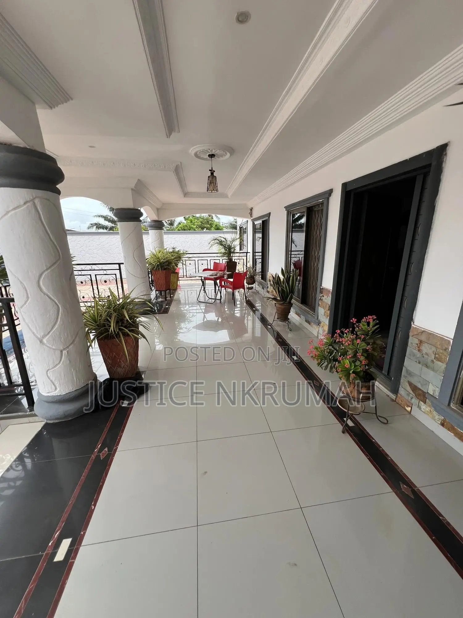 3bdrm Apartment in Mr. Justice Estate, Old Barrier for rent