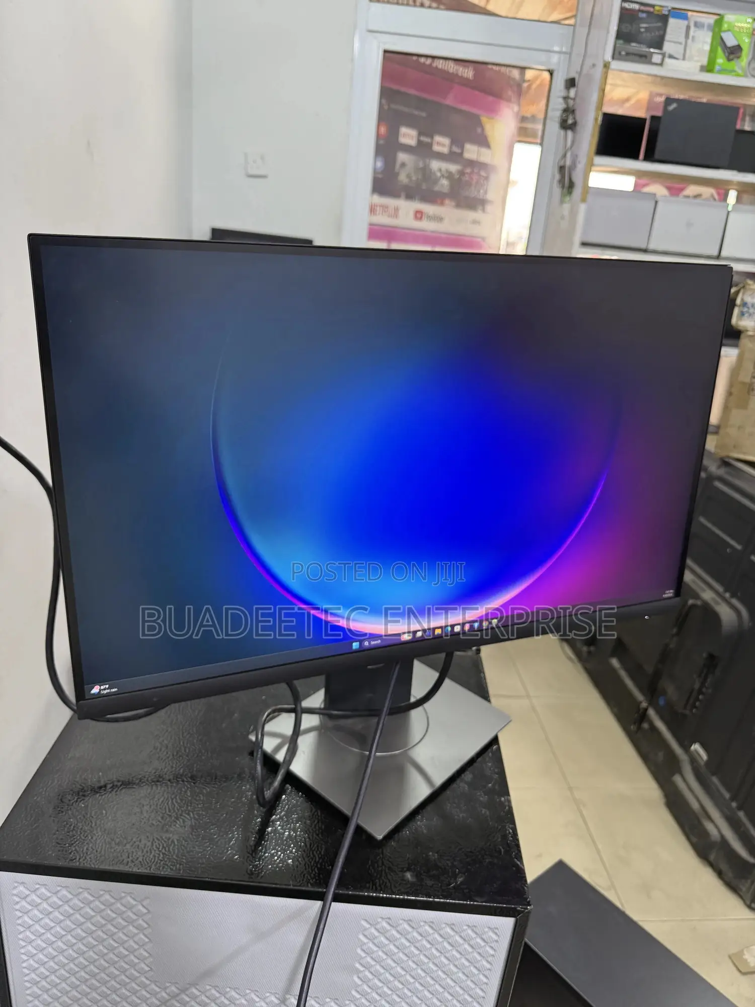 Dell P2723qe