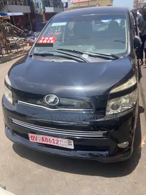 Toyota Voxy 2010 Black