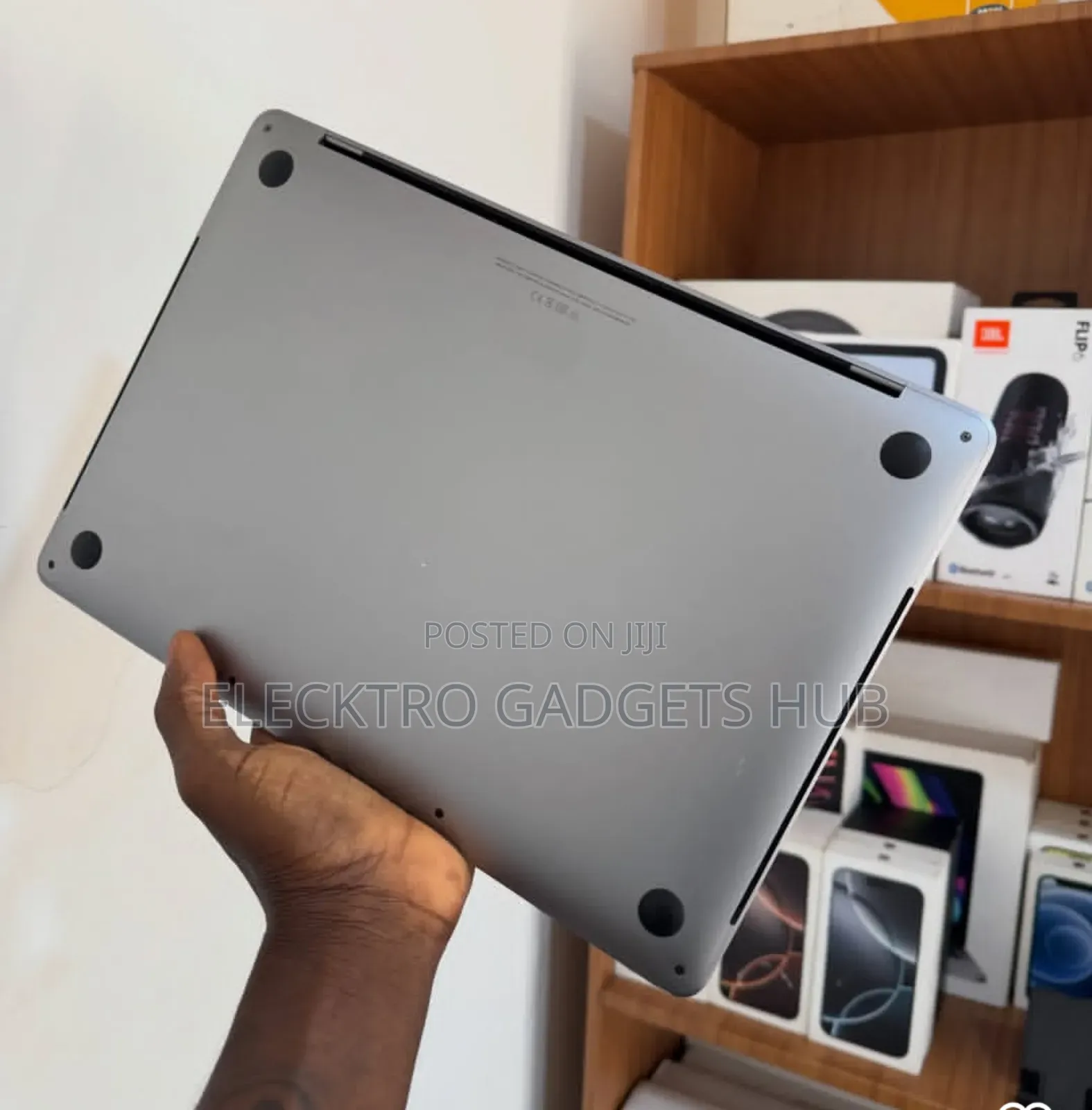 Laptop Apple MacBook Pro 2020 16GB Intel Core i5 SSD 512GB