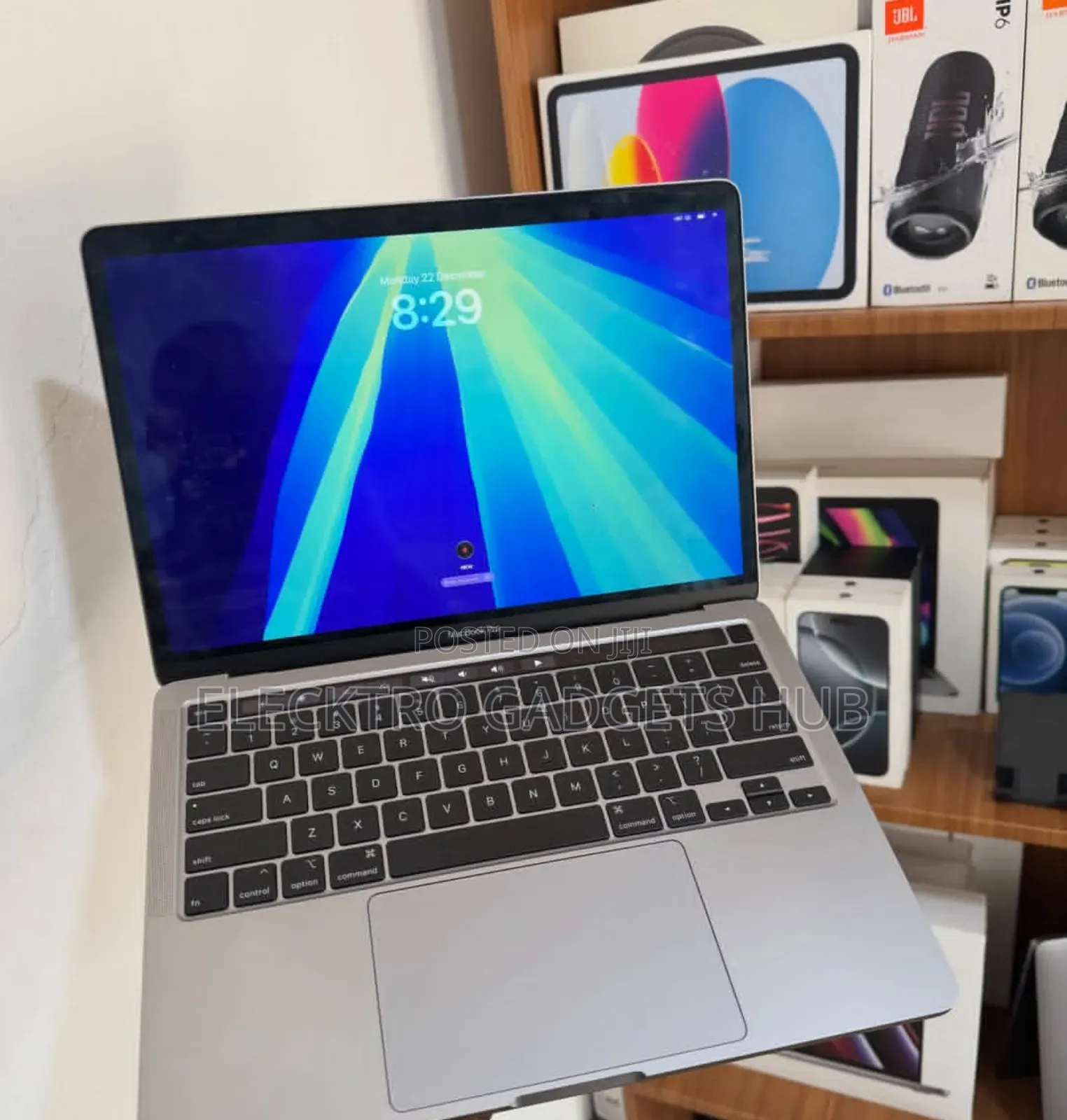 Laptop Apple MacBook Pro 2020 16GB Intel Core i5 SSD 512GB